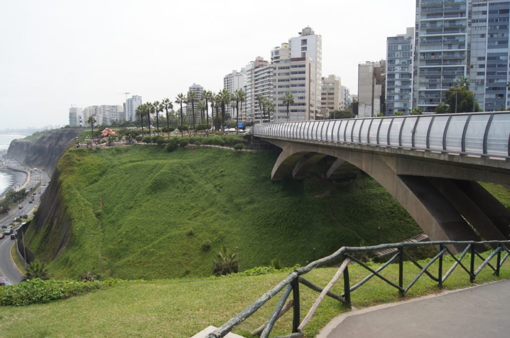 Walk along Miraflores,Lima Coastline